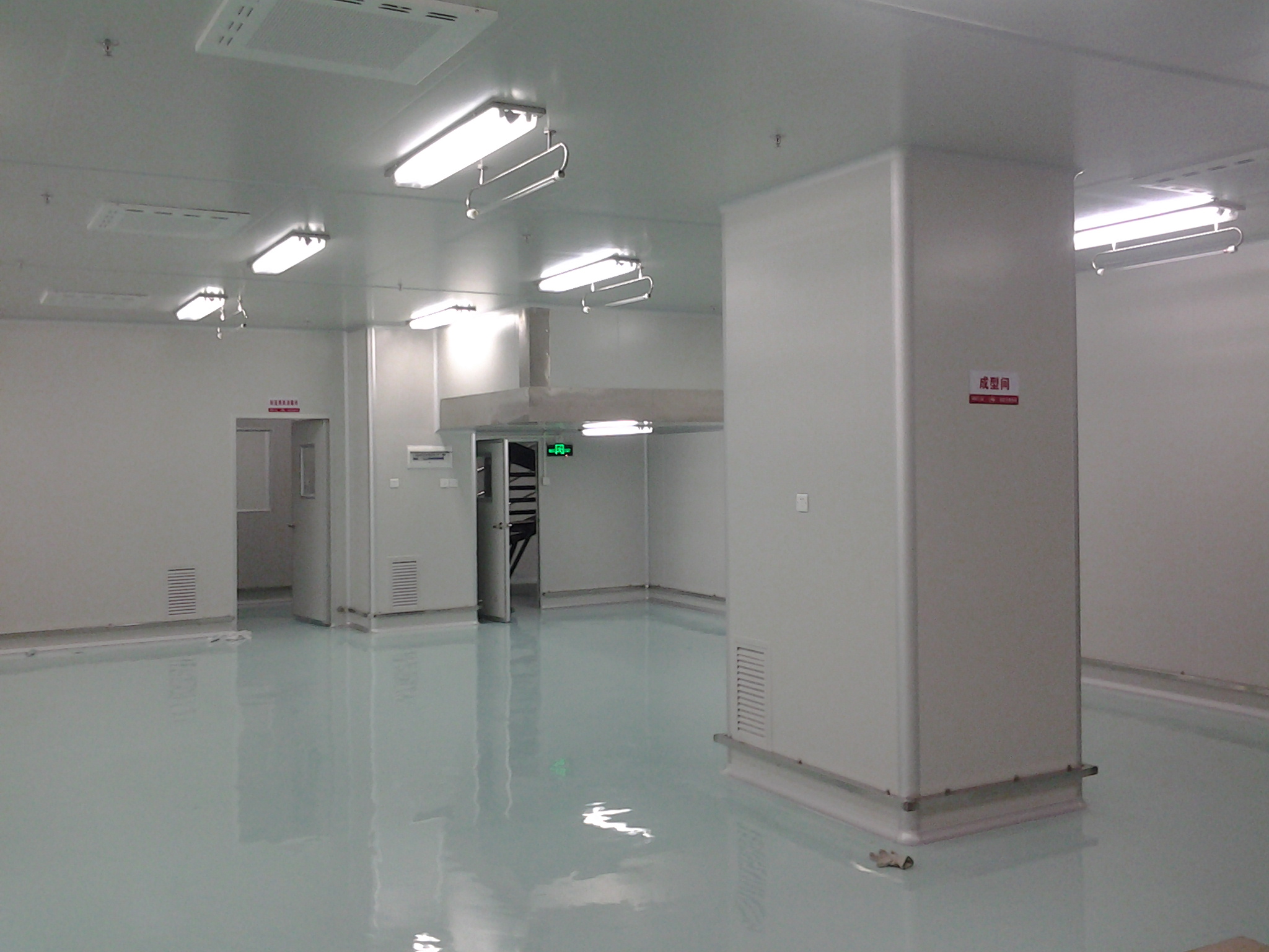 速冻食品生产车间装修 番禺净化装修设计施工公司(图1)